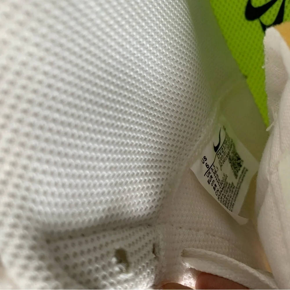 NIKE BLAZERS - Picture 7 of 9